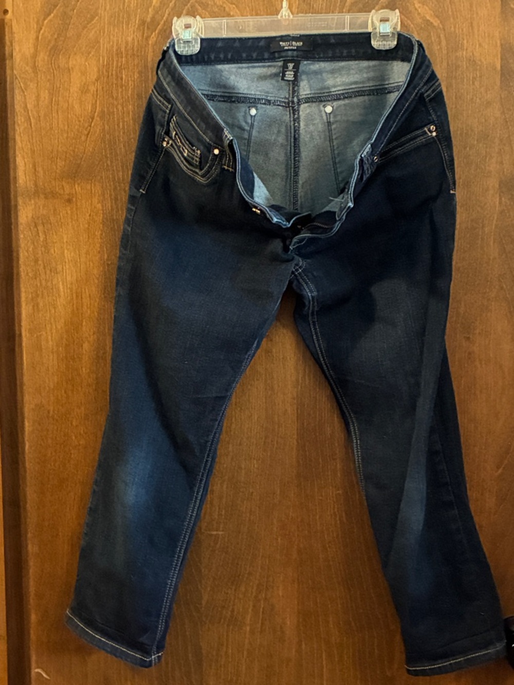 Women’s White House Black Market cropped jeans